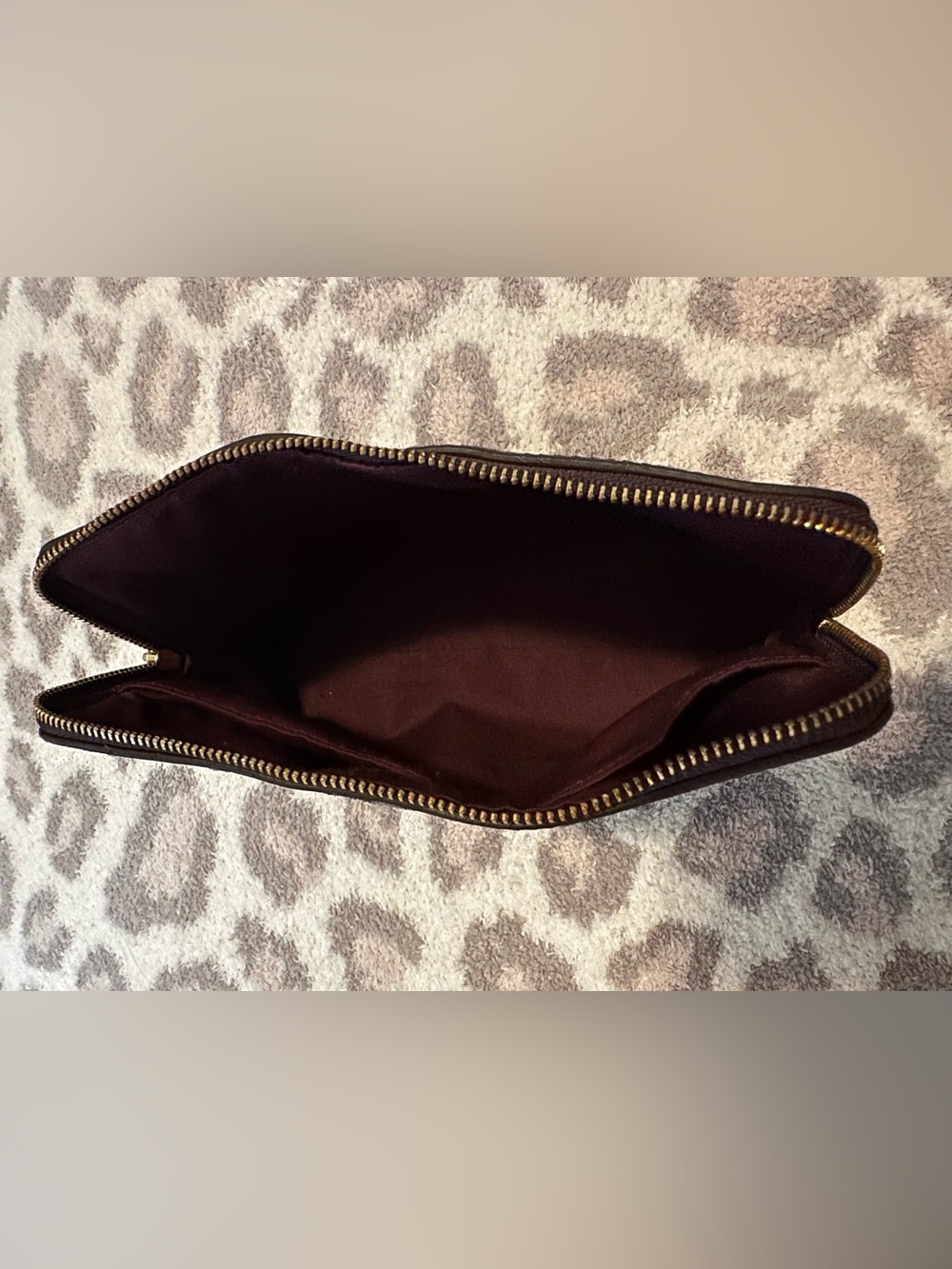 Coach Plum Leather Zip Pouch with Gold Logo - Picture 6 of 7